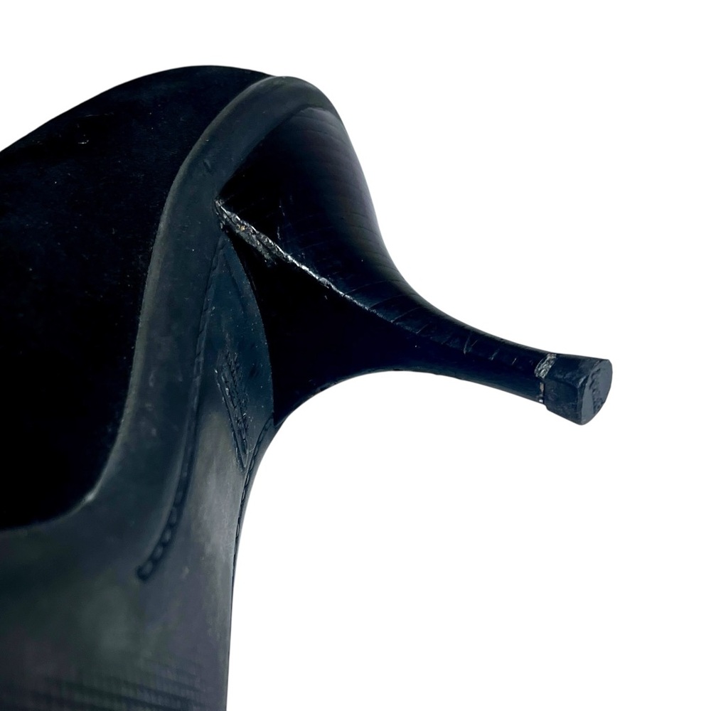 Coach Black Suede Sarrah Kitten Heels 8
Leather Gold Buckle Detail Pointed Toe - Picture 7 of 11